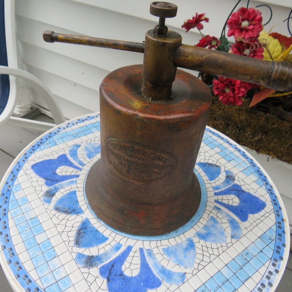 Springeez Oil Can